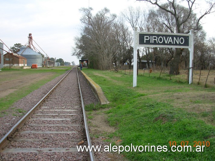 Foto: Estación Pirovano - Pirovano (Buenos Aires), Argentina