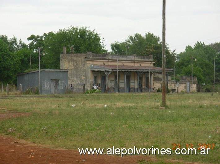Foto: Estación Toro FCGU - Presidente Derqui (Buenos Aires), Argentina