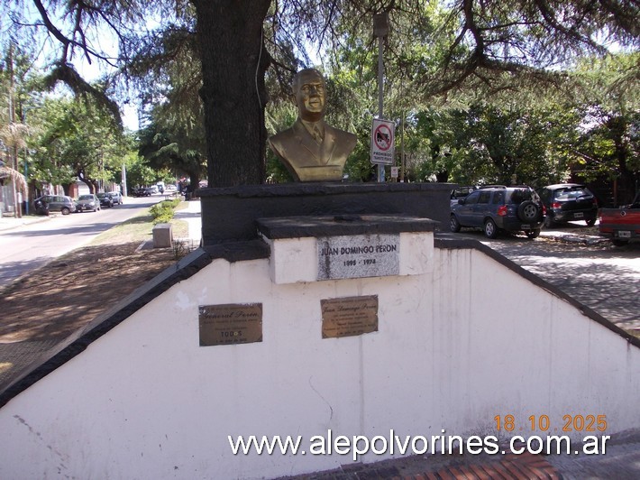 Foto: Moreno - Busto Juan Domingo Perón - Moreno (Buenos Aires), Argentina