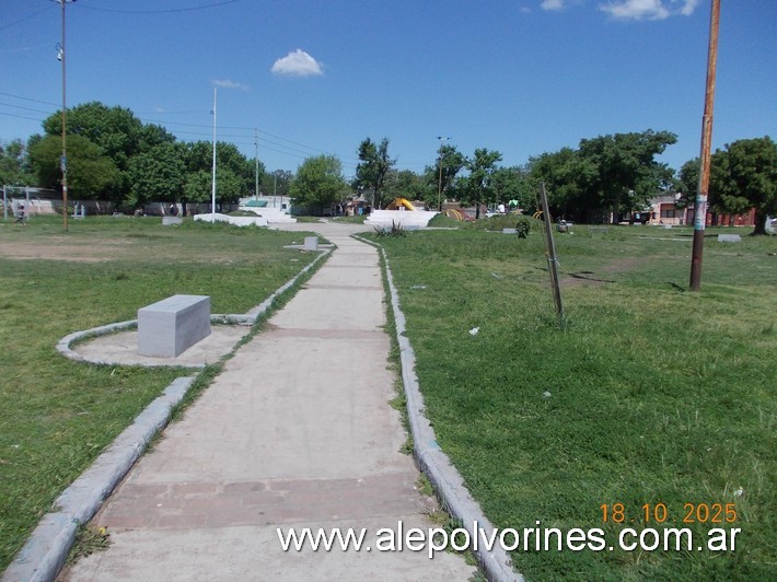 Foto: Moreno - Plaza Guemes - Moreno (Buenos Aires), Argentina