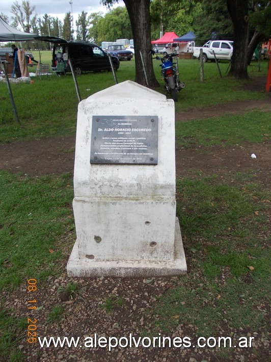 Foto: Lujan - Parque San Martin - Homenaje Aldo Escudero - Lujan (Buenos Aires), Argentina