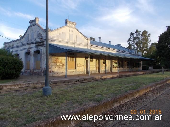 Foto: Estación Tres Lomas - Tres Lomas (Buenos Aires), Argentina