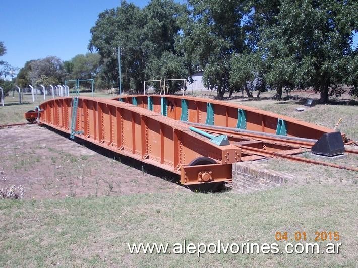 Foto: Estación Tres Lomas - Mesa Giratoria - Tres Lomas (Buenos Aires), Argentina