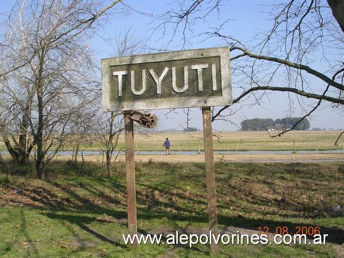 Foto: Estación Tuyuti - Tuyuti (Buenos Aires), Argentina