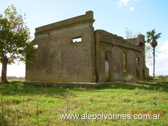Foto: Estación Uballes FCPBA - Crotto (Buenos Aires), Argentina