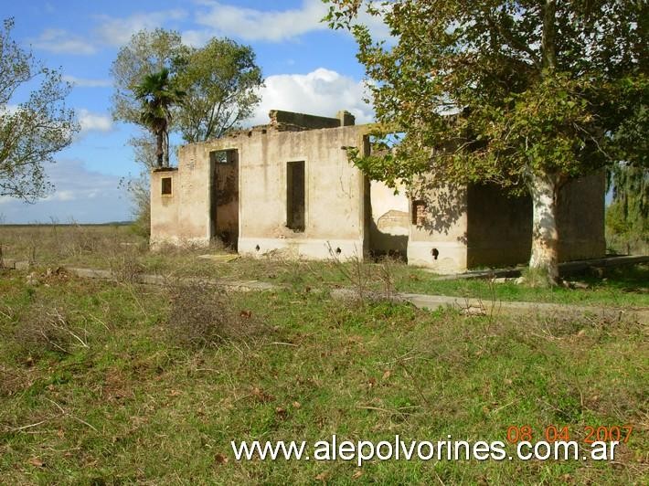 Foto: Estación Uballes FCPBA - Crotto (Buenos Aires), Argentina