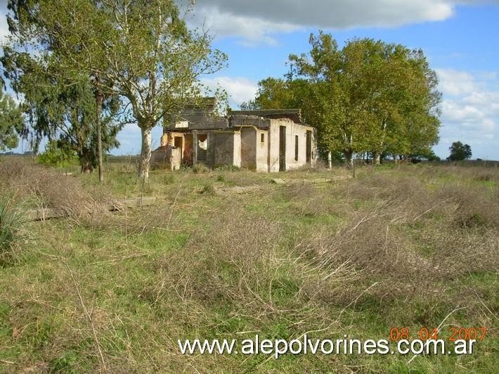 Foto: Estación Uballes FCPBA - Crotto (Buenos Aires), Argentina