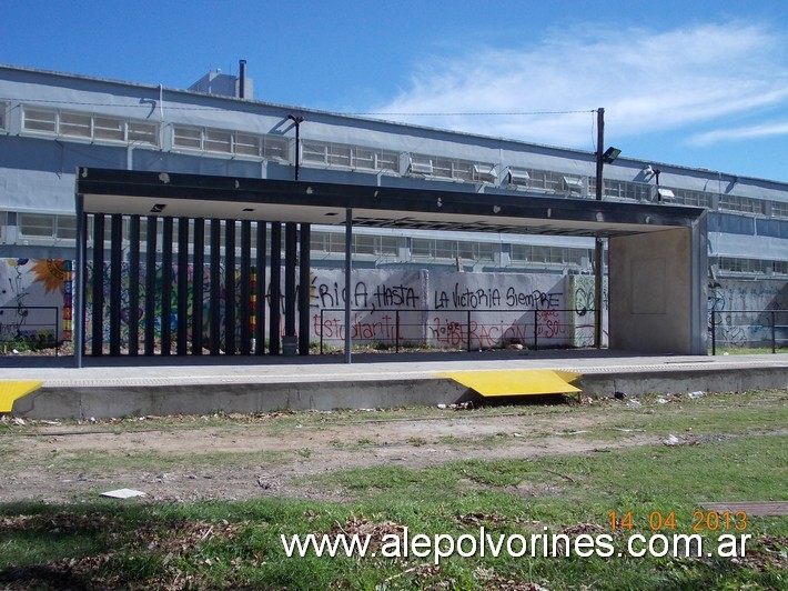 Foto: Tren Universitario - Parada Periodismo - La Plata (Buenos Aires), Argentina