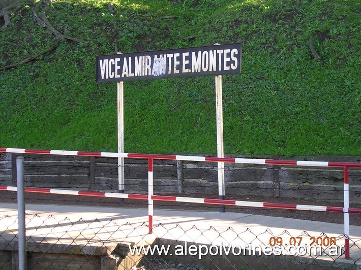 Foto: Estación Vicealmirante Montes FCGB - Don Torcuato (Buenos Aires), Argentina