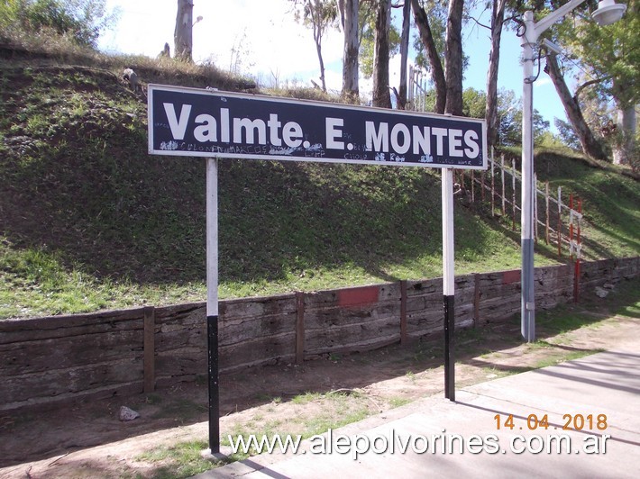 Foto: Estación Vicealmirante Montes FCGB - Don Torcuato (Buenos Aires), Argentina