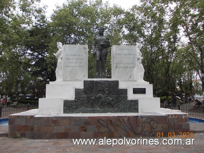 Foto: José C Paz - Plaza Belgrano - Monumento Manuel Belgrano - José C Paz (Buenos Aires), Argentina
