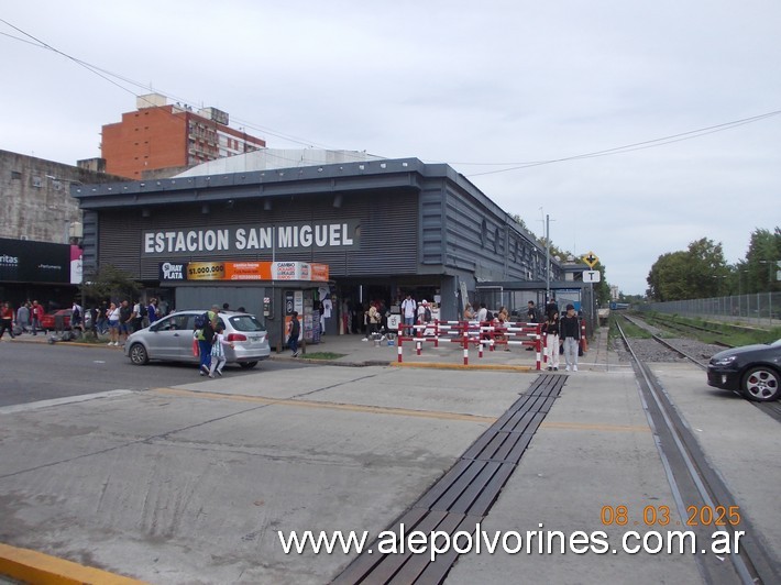 Foto: Estación San Miguel FCSM - San Miguel (Buenos Aires), Argentina