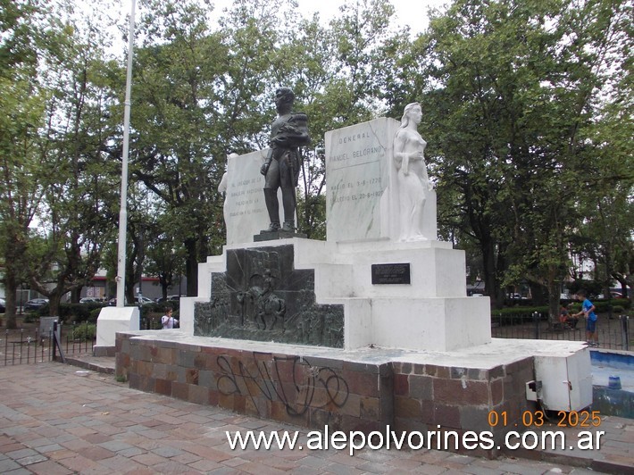 Foto: José C Paz - Plaza Belgrano - Monumento Manuel Belgrano - José C Paz (Buenos Aires), Argentina