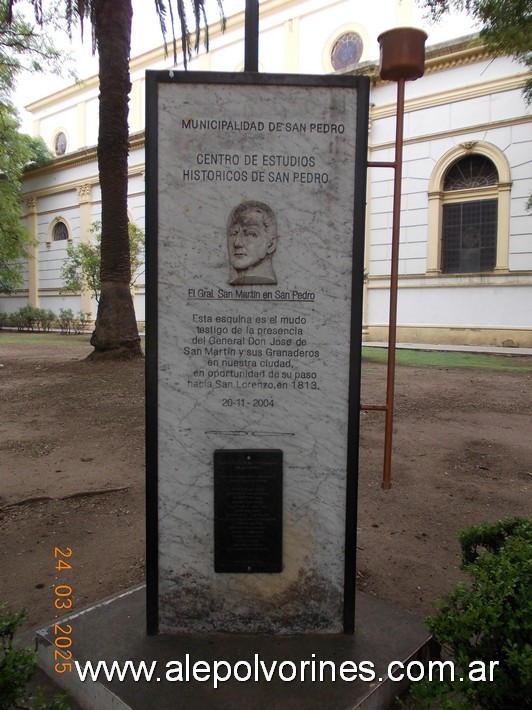 Foto: San Pedro - Plaza Constitución - San Pedro (Buenos Aires), Argentina