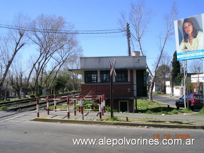 Foto: Estación Villa Dominico - Villa Dominico (Buenos Aires), Argentina
