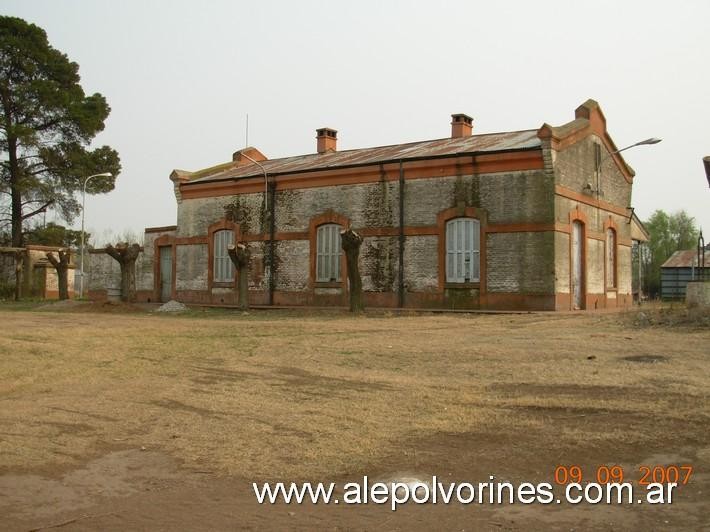 Foto: Estación Uriburu - Uriburu (La Pampa), Argentina