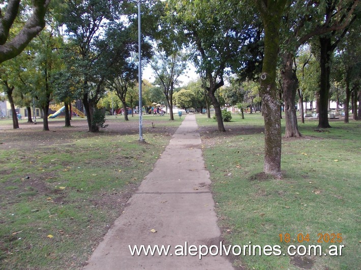 Foto: San Miguel - Plaza Los Paraisos - San Miguel (Buenos Aires), Argentina