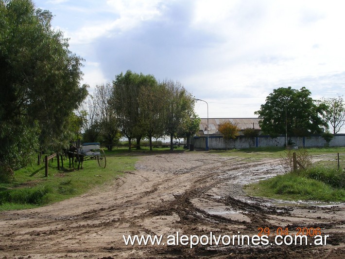 Foto: Estacion Zapiola - Zapiola (Buenos Aires), Argentina