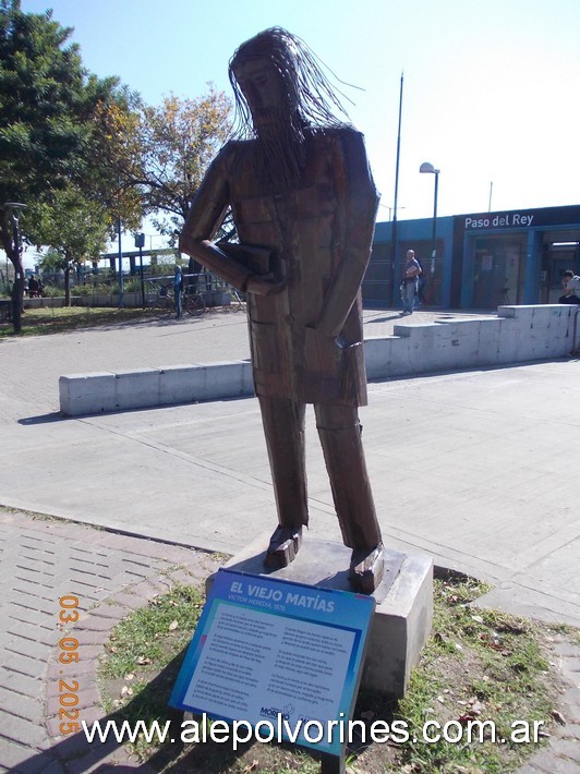 Foto: Paso del Rey - Escultura - Paso del Rey (Buenos Aires), Argentina