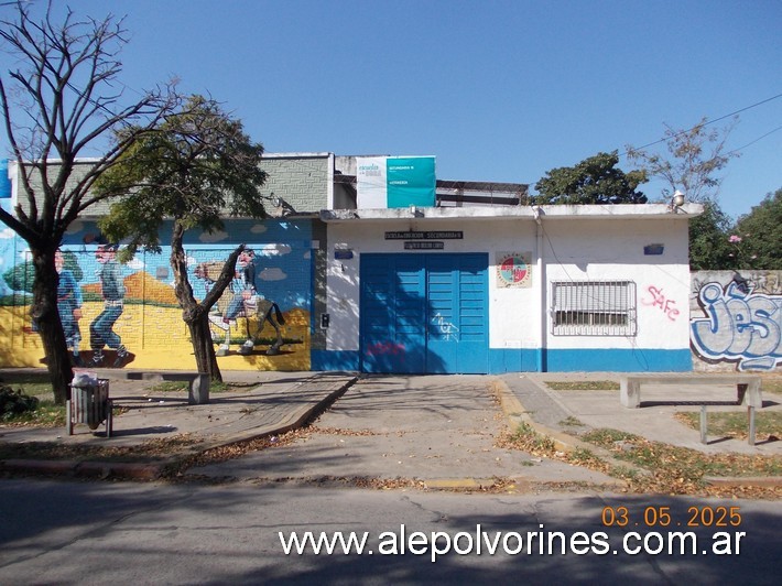 Foto: Moreno - Escuela Secundaria N°16 Florencio Molina Campos - Moreno (Buenos Aires), Argentina