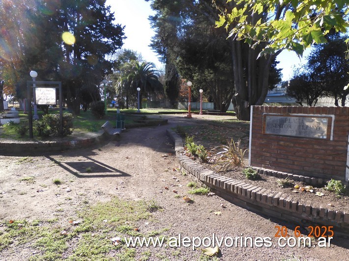 Foto: Carabelas - Plaza Néstor Delfino - Carabelas (Buenos Aires), Argentina