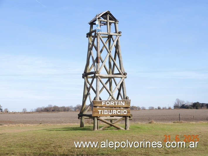 Foto: Fortín Tiburcio - Acceso - Fortín Tiburcio (Buenos Aires), Argentina