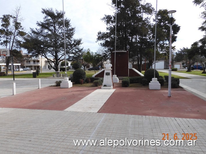 Foto: Ascensión - Plaza Vicente Lopez - Ascension (Buenos Aires), Argentina