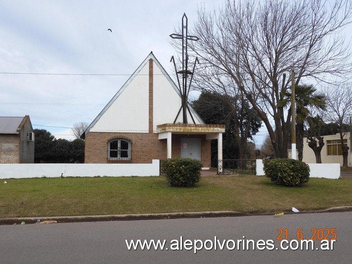 Foto: La Trinidad - Iglesia Santisima Trinidad - La Trinidad (Buenos Aires), Argentina