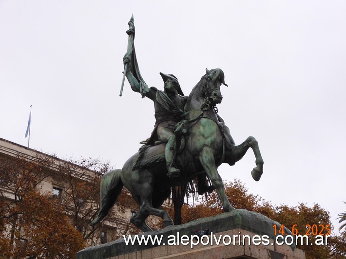 Foto: Monserrat - Monumento a Manuel Belgrano - Montserrat (Buenos Aires), Argentina