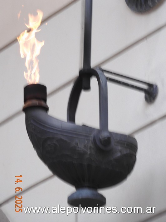 Foto: Monserrat - Catedral de Buenos Aires - Llama Votiva - Montserrat (Buenos Aires), Argentina
