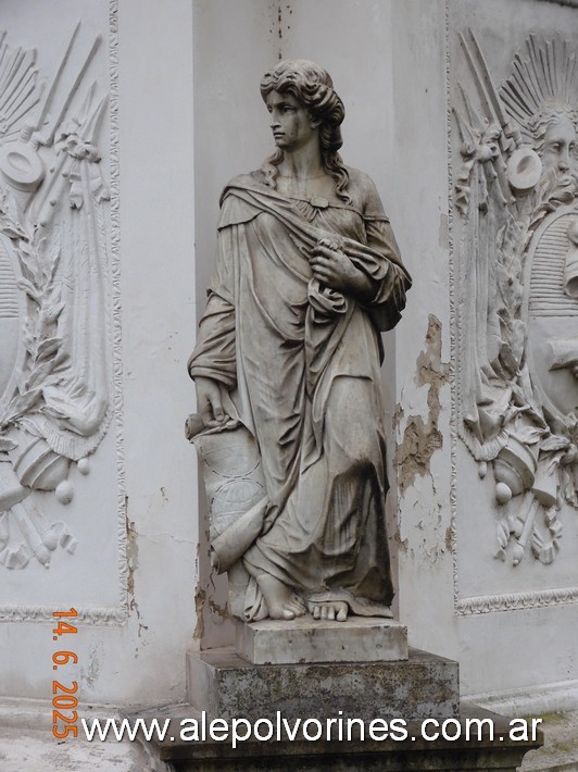 Foto: Monserrat - Pirámide de Mayo - Montserrat (Buenos Aires), Argentina