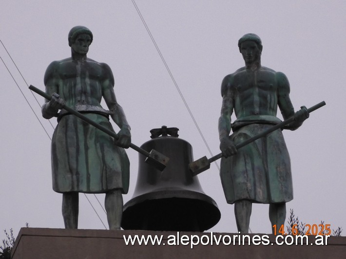 Foto: Monserrat - Colosos Siemens - Montserrat (Buenos Aires), Argentina