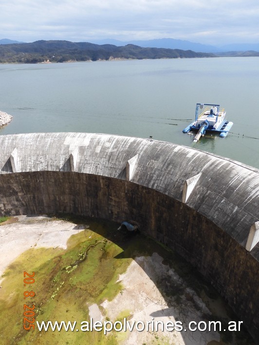 Foto: Dique El Cadillal - Vertedero - El Cadillal (Tucumán), Argentina