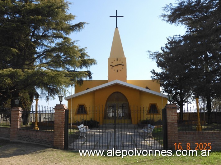 Foto: Las Gramillas - Iglesia NS del Rosario - Las Gramillas (Córdoba), Argentina