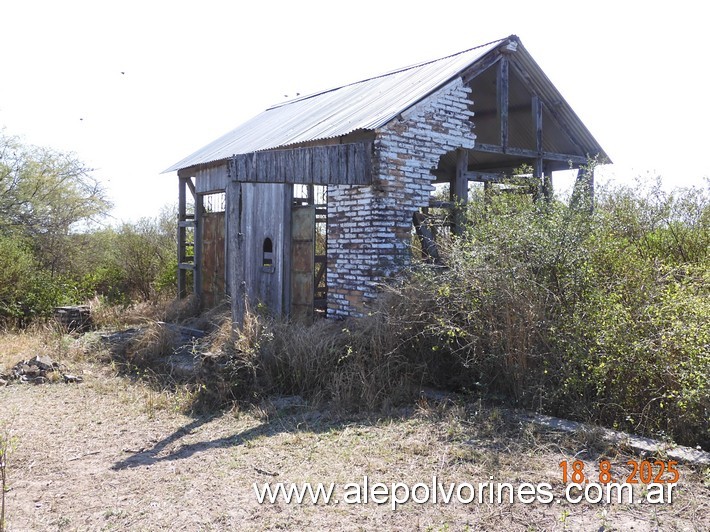 Foto: Estación La Donosa - Galpón Ferroviario - Pérez de Zurita (Santiago del Estero), Argentina