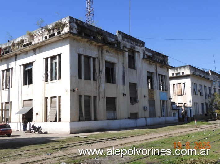 Foto: Tafi Viejo - Talleres Ferroviarios - Almacenes - Tafi Viejo (Tucumán), Argentina