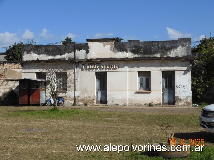 Foto: Tafi Viejo - Talleres Ferroviarios - Laboratorio - Tafi Viejo (Tucumán), Argentina