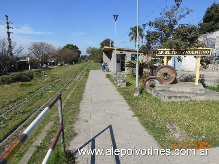 Foto: Apeadero Tiro Argentino - Tafi Viejo (Tucumán), Argentina