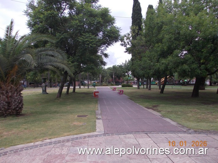 Foto: Ricardo Rojas - Plaza Ricardo Rojas - Ricardo Rojas (Buenos Aires), Argentina