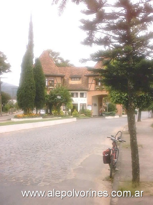 Foto: Pomedore - Portico de Acceso - Pomerode (Santa Catarina), Brasil
