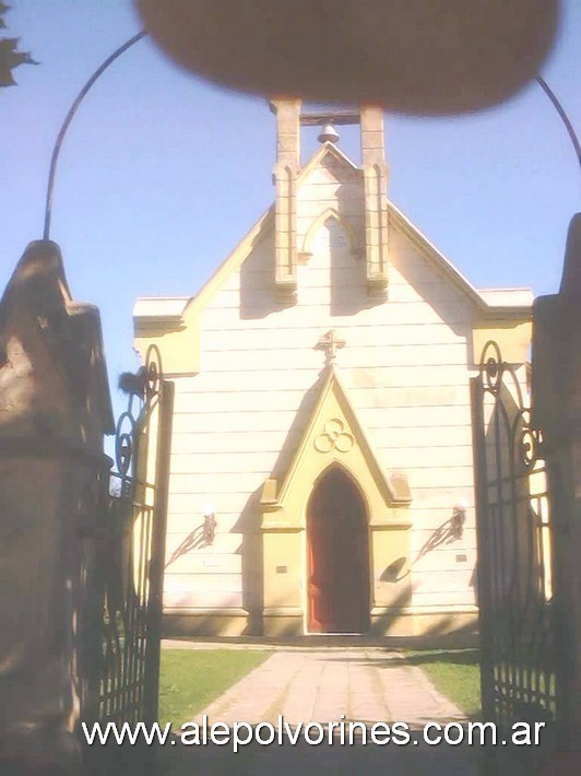 Foto: Uribelarrea - Iglesia NS de Lujan - Uribelarrea (Buenos Aires), Argentina