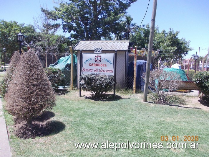 Foto: Benavidez - Plaza San Martin - Calesita - Benavidez (Buenos Aires), Argentina