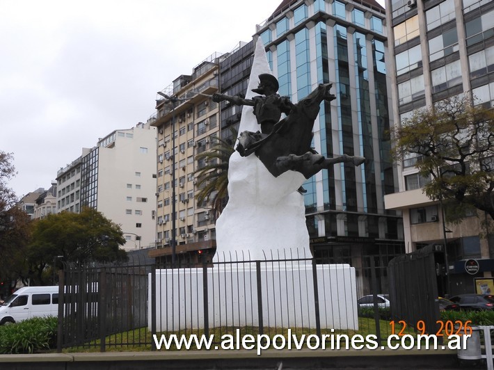 Foto: Montserrat - Monumento al Quijote - Montserrat (Buenos Aires), Argentina