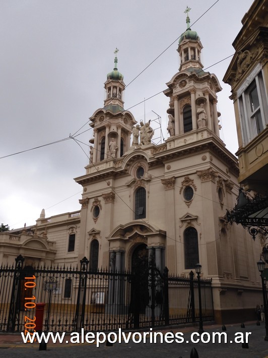Foto: Montserrat - Basílica San Francisco de Asís - Montserrat (Buenos Aires), Argentina