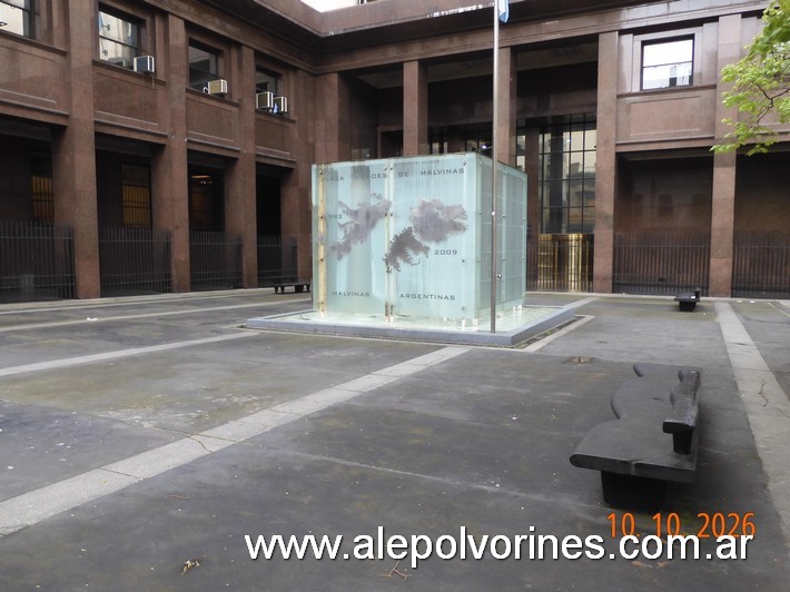 Foto: Montserrat - Plaza Heroes de Malvinas - Montserrat (Buenos Aires), Argentina
