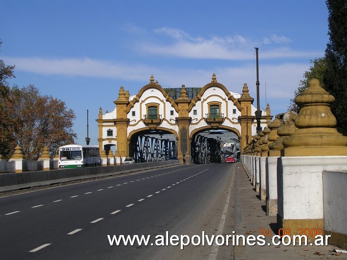 Foto: Puente Alsina - Nueva Pompeya (Buenos Aires), Argentina