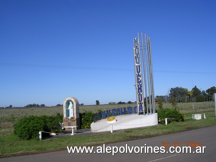 Foto: Acceso a Moquehuá - Moquehuá (Buenos Aires), Argentina