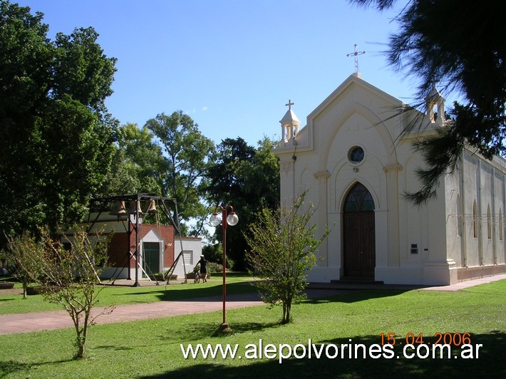 Foto: Villa Fontana - Iglesia - Villa Fontana (Entre Ríos), Argentina