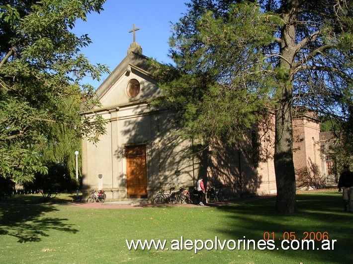 Foto: Norberto de la Riestra - Iglesia Santa Catalina de Siena - Norberto de la Riestra (Buenos Aires), Argentina