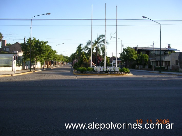 Foto: Armstrong - Acceso - Armstrong (Santa Fe), Argentina